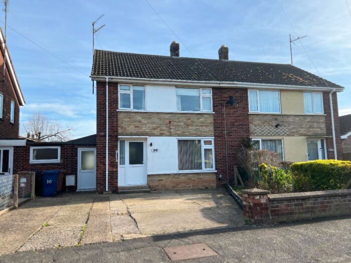 3 Bedroom Semi Detached House To Rent In Waterlees Road, Wisbech, PE13