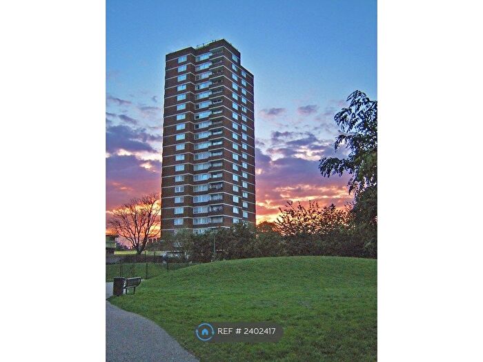 3 Bedroom Flat To Rent In Burwash House, London, SE1