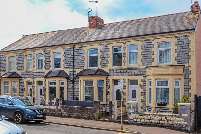3 Bedroom Terraced House For Sale In St. Marys Avenue, Barry, CF63