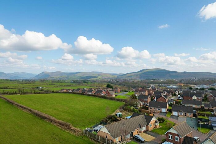 2 Bedroom Terraced Bungalow For Sale In Threaplands, Cleator Moor, CA25