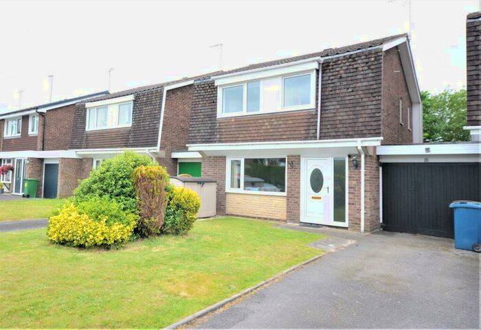 3 Bedroom Link Detached House For Sale In Cedars Drive, Stone, ST15