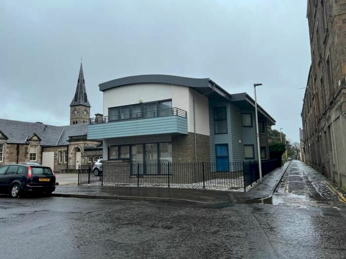 2 Bedroom Flat To Rent In St. Vincent Street, Broughty Ferry, Dundee, DD5