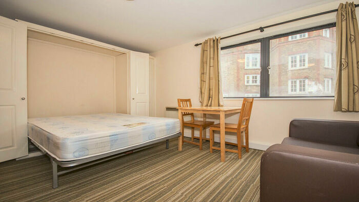 Studio To Rent In Hornsey Road, London, N7