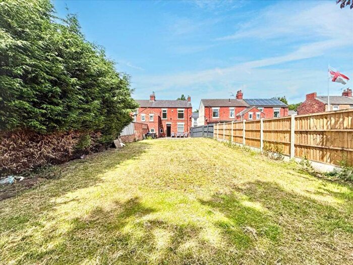3 Bedroom Semi-Detached House For Sale In Edward Street, Kirkby In Ashfield, NG17