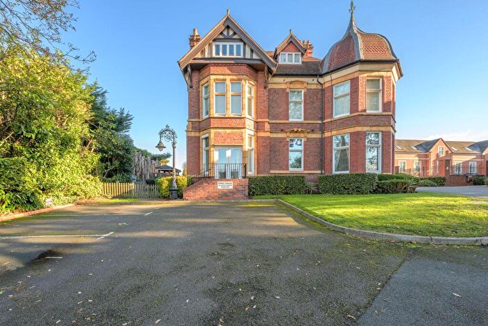 1 Bedroom Flat For Sale In Westhill Lodge, Hagley Road, Stourbridge, DY8