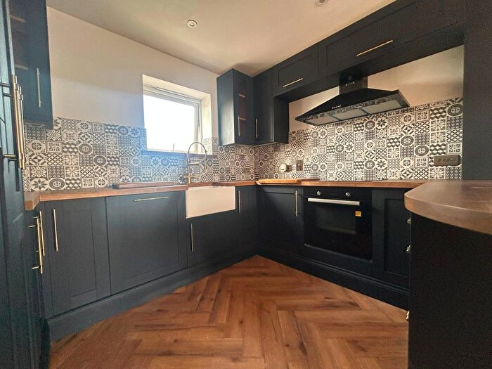 2 Bedroom Flat To Rent In Terret Close, Walsall, WS1