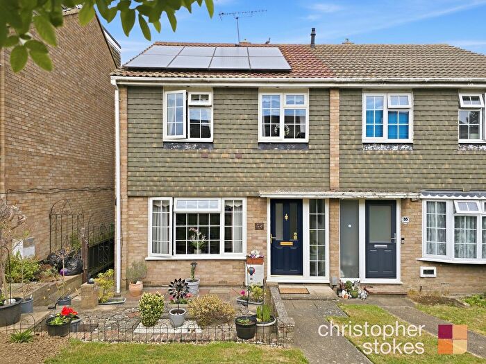 3 Bedroom End Terrace House For Sale In Claremont, Cheshunt, Hertfordshire, EN7