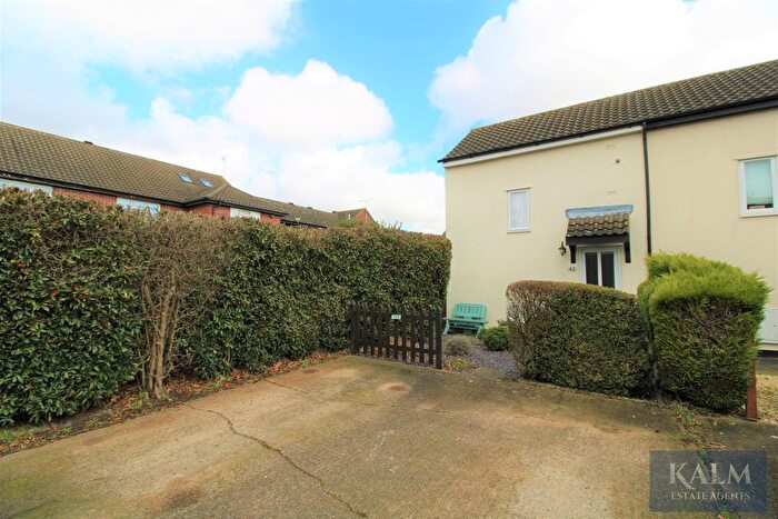 1 Bedroom Terraced House To Rent In Lime Close, Stevenage, SG2