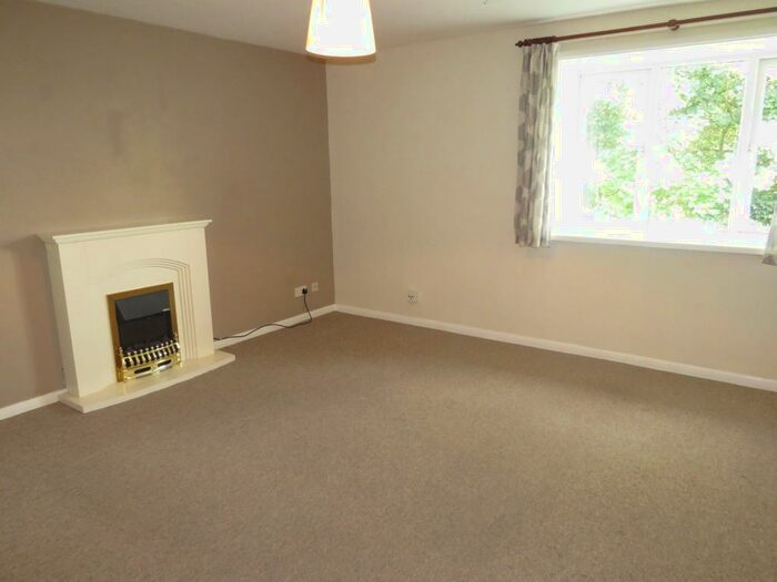 2 Bedroom Apartment To Rent In Castle Street, Calne, SN11