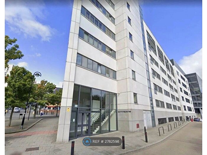 2 Bedroom Flat To Rent In Citygate, Newcastle Upon Tyne, NE1