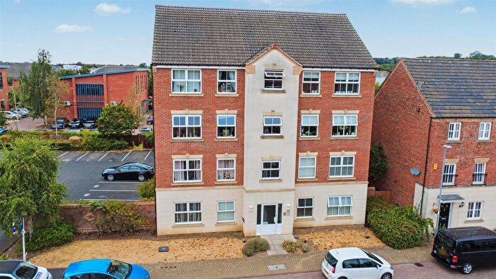2 Bedroom Flat For Sale In Mountbatten Way, Chilwell, Nottingham, NG9