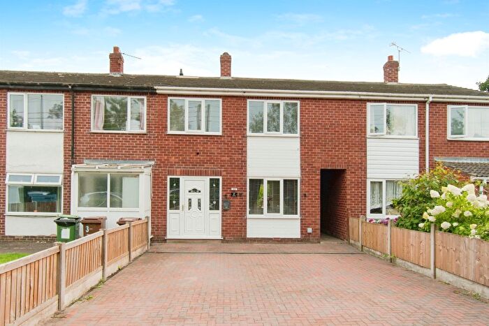3 Bedroom Terraced House For Sale In Snydale Villas, Streethouse, Pontefract, WF7