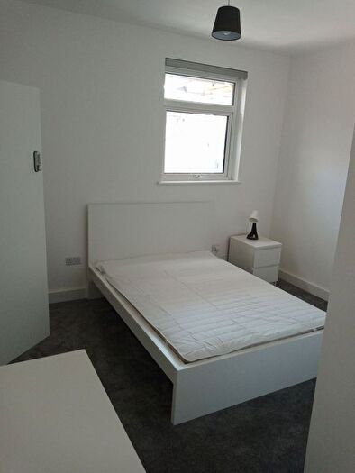 1 Bedroom Flat To Rent In Fishponds Road, Bristol, BS16