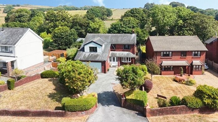 4 Bedroom Detached House For Sale In Trosserch Road, Llangennech, Llanelli, Carmarthenshire, SA14