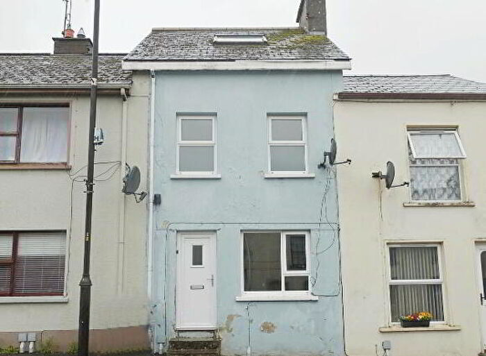 3 Bedroom Terrace House For Sale In Main Street, Derrygonnelly, BT93