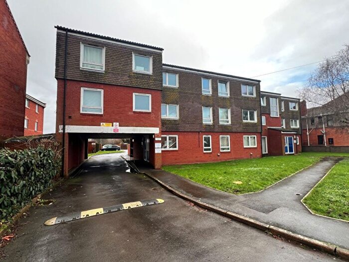 2 Bedroom Flat For Sale In Flat Knightstone Court, Burnham-On-Sea, Somerset, TA8