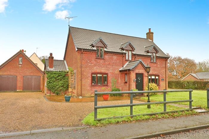 3 Bedroom Detached House For Sale In Station Drive, Great Fransham, Norfolk, NR19