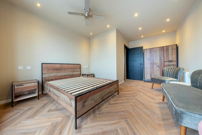 2 Bedroom Flat To Rent In Canberra Road, London, W13