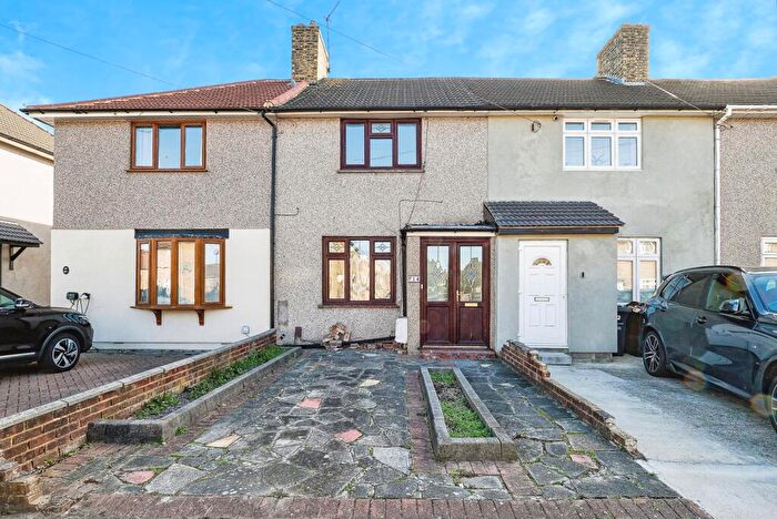 2 Bedroom Terraced House For Sale In Haresfield Road, Dagenham, RM10