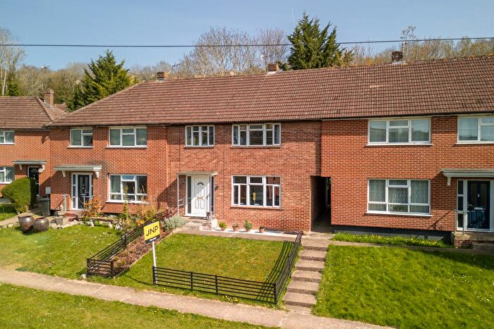 3 Bedroom Terraced House For Sale In Hawthorne Road, High Wycombe, Buckinghamshire, HP13