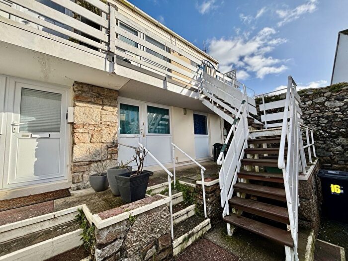 1 Bedroom Flat For Sale In St. Pirans Court, West End, Marazion, TR17