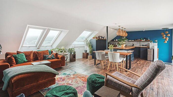 3 Bedroom Detached House For Sale In Ridgewood Drive, Cromford, Matlock, DE4