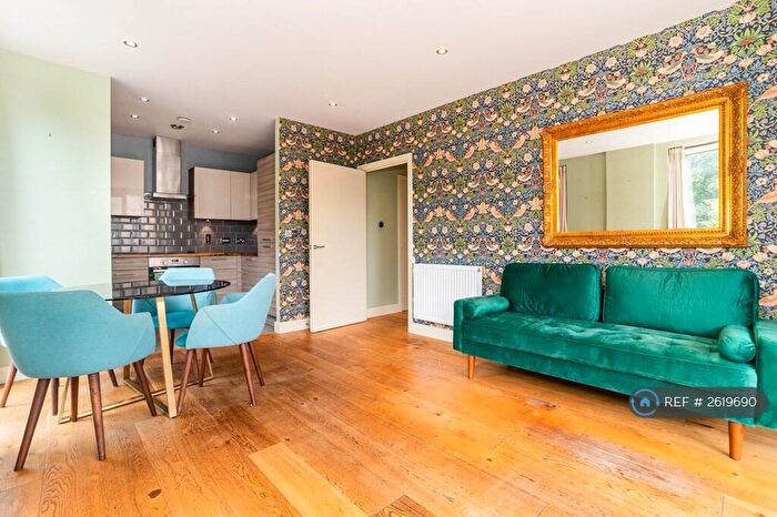 2 Bedroom Flat To Rent In City Mill Apartments, London, E8