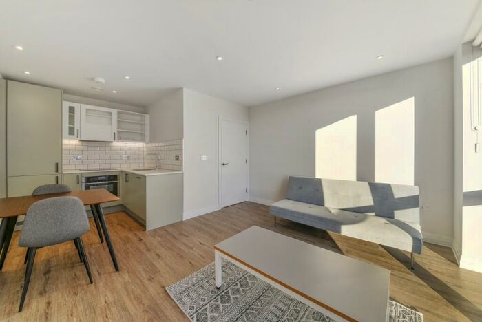 1 Bedroom Apartment To Rent In Ashwood House, Lumina, Camberley, GU15