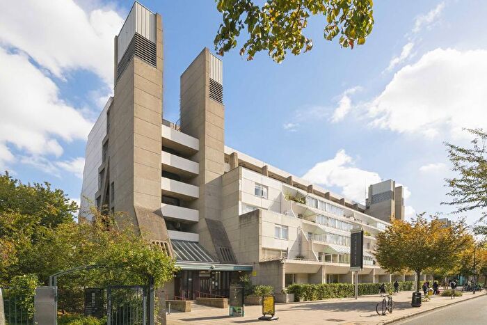 2 Bedroom Flat For Sale In Brunswick Centre, Bloomsbury, WC1N