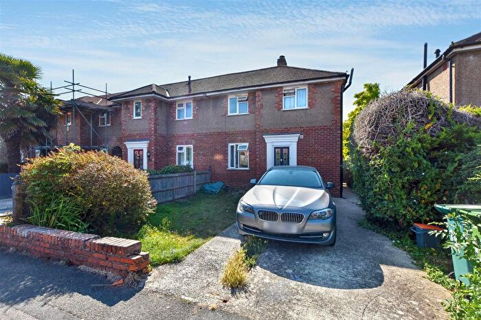 3 Bedroom Property To Rent In Court Road, Hampden Park, Eastbourne, BN22