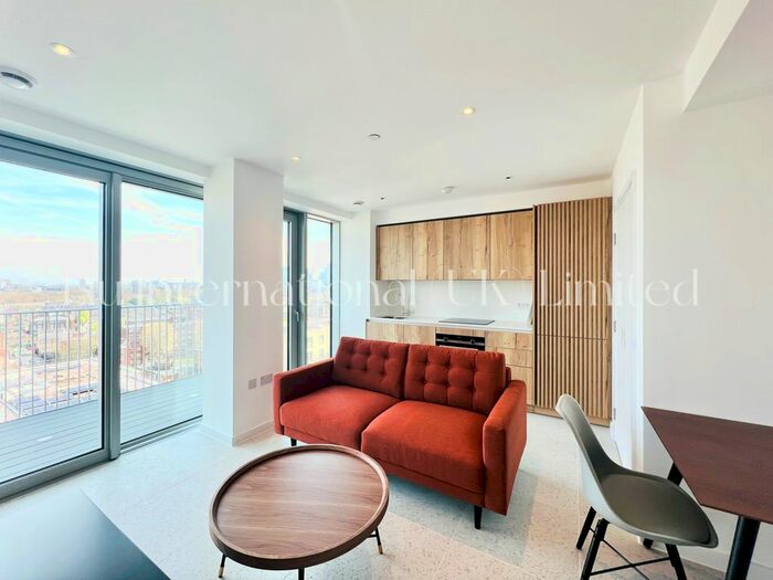 Studio To Rent In Tapestry Way, London, E1