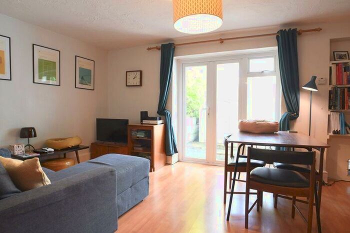 2 Bedroom Flat To Rent In Islingword Street, Brighton, BN2