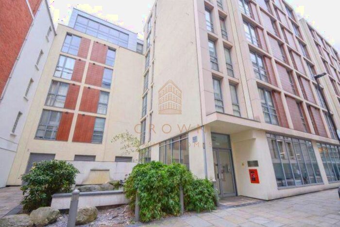 1 Bedroom Flat To Rent In Lamb's Passage, London, EC1Y