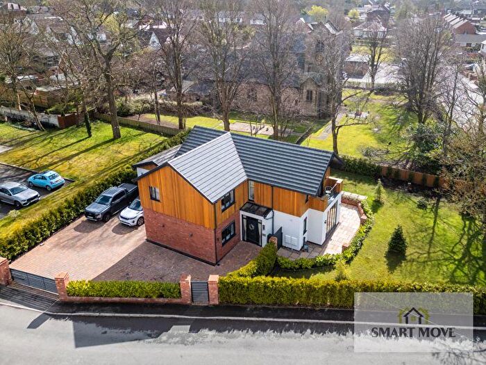 4 Bedroom Detached House For Sale In Station Road, Hesketh Bank, Preston, PR4
