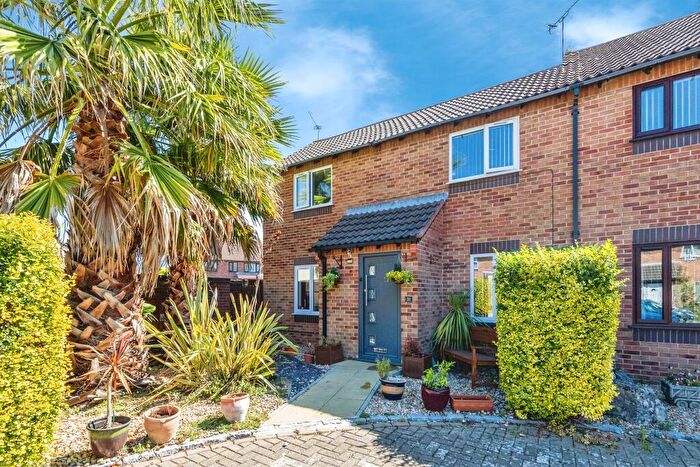 3 Bedroom Terraced House For Sale In Brampton Lane, Portsmouth, PO3