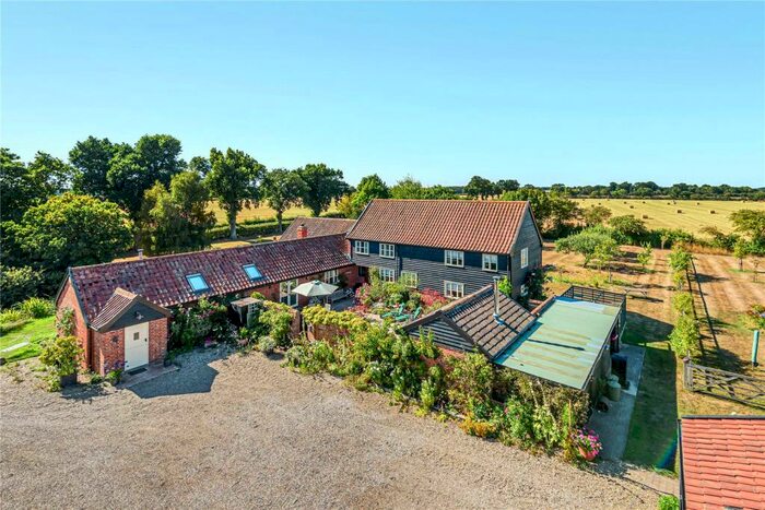 4 Bedroom Detached House For Sale In Grove Road, Knodishall, Saxmundham, Suffolk, IP17