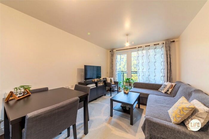 1 Bedroom Flat To Rent In Tarves Way, London, SE10