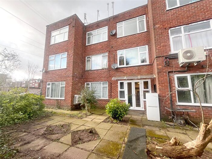 1 Bedroom Apartment For Sale In Baguley Crescent, Middleton, Manchester, M24