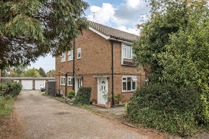 2 Bedroom Maisonette To Rent In Rosebank, Epsom, Surrey, KT18