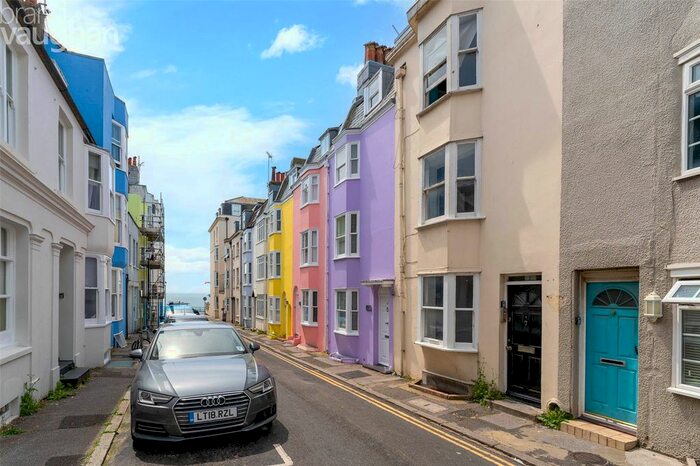Studio To Rent In Margaret Street, Brighton, East Sussex, BN2
