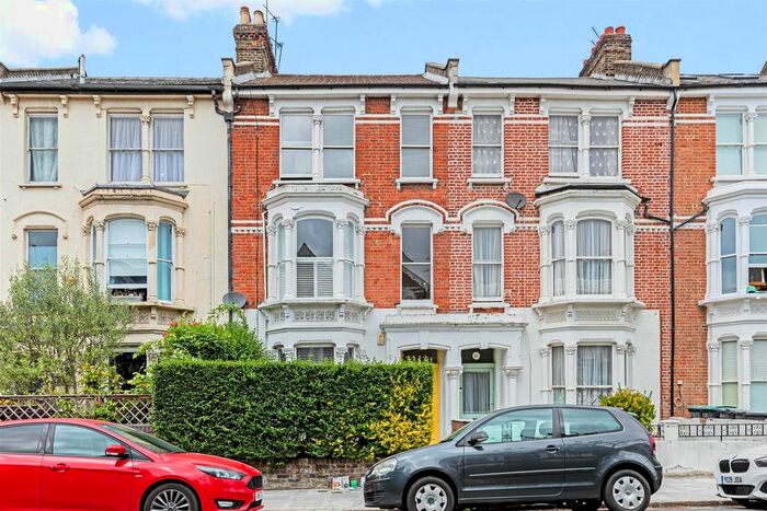 2 Bedroom Flat To Rent In Cornwall Road, Finsbury Park, N4