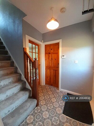 3 Bedroom Terraced House To Rent In Perry Road, Nottingham, NG5