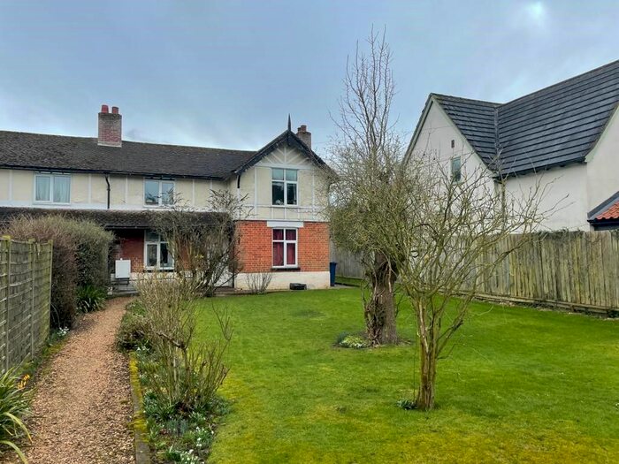 Houses to rent in Fenstanton, Cambridgeshire