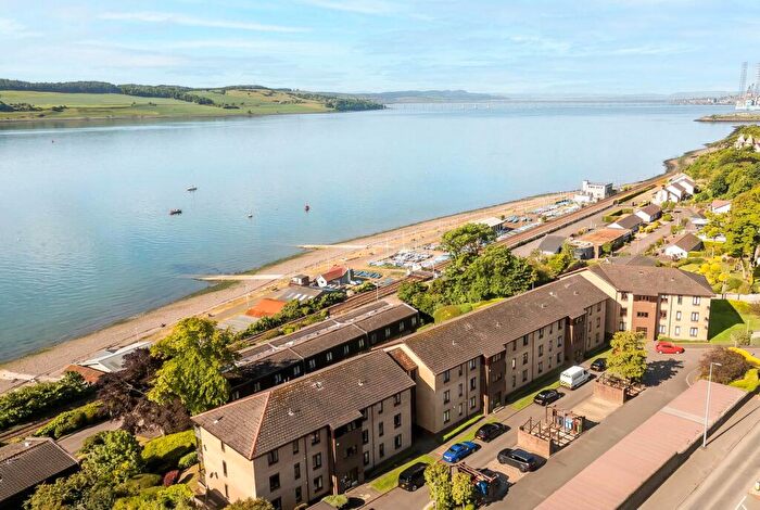 2 Bedroom Flat For Sale In Flat Taypark, Broughty Ferry, DD5