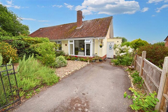 2 Bedroom Bungalow For Sale In Kings Lane, Ashcott, Bridgwater, Somerset, TA7