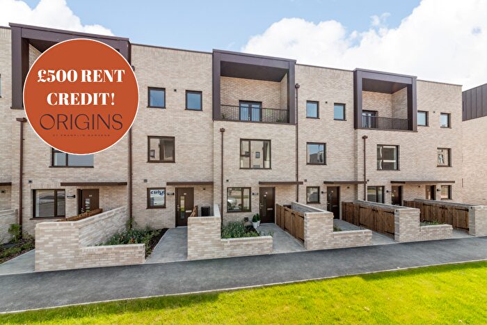 3 Bedroom Semi-Detached House To Rent In Includes £ Rent Credit! Bearsden Avenue, Cambridge, Cambridgeshire, CB3