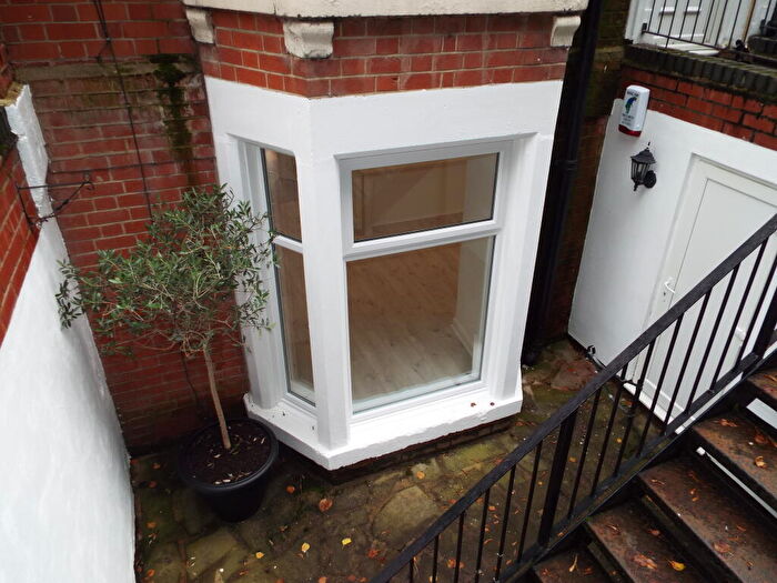 1 Bedroom Flat To Rent In Elm Avenue, Mapperely Park, NG3