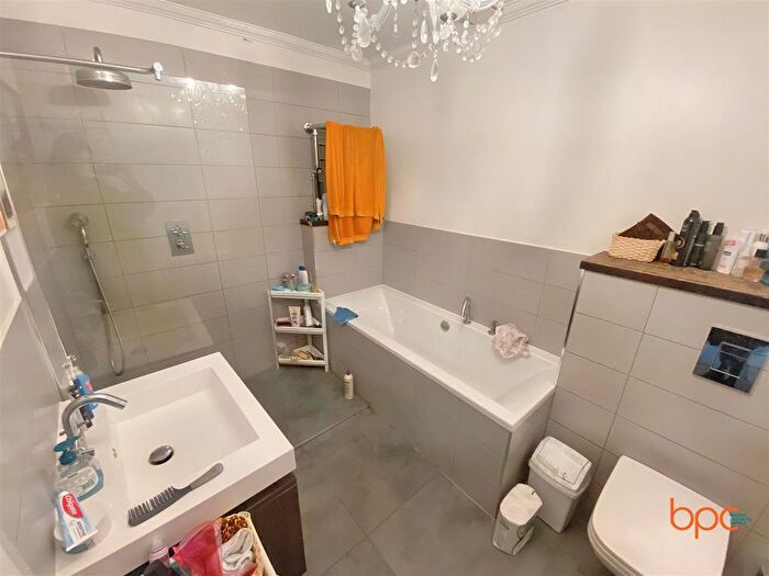1 Bedroom Flat To Rent In B Acramans Road, Southville, BS3