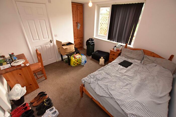 1 Bedroom Semi-Detached House To Rent In Friars Avenue, Far Cotton, Northampton, NN4