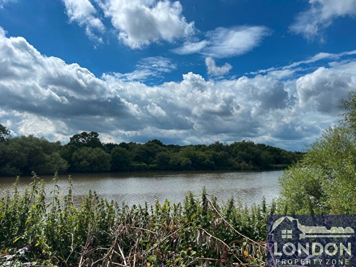 1 Bedroom Flat To Rent In Shearwater Drive, Hendon, London, NW9